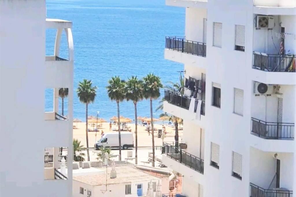 Quarteira Beach Vacation: 2Br Steps To The Sand Kültér fotó